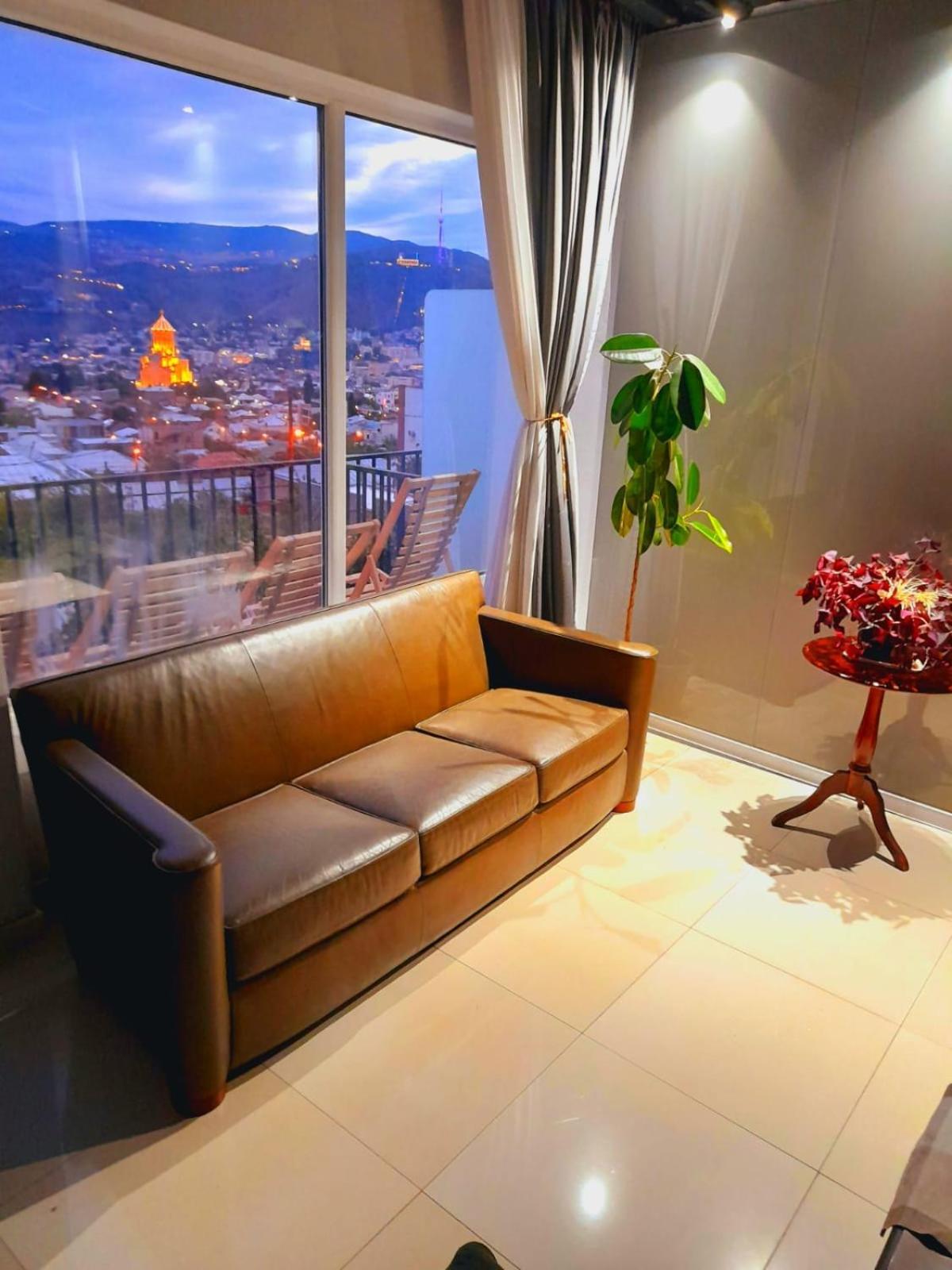Book Wine Tasting In Tbilisi Bed & Breakfast Exterior photo